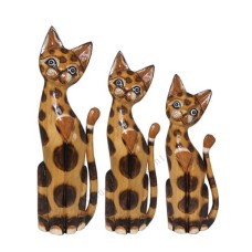 Wooden Cat Painted Brown Big Dots Set of 3