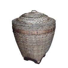 Woven Rattan Basket Antique Brown With Lid 53 cm