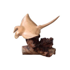 Parasite Wood Manta Ray 12 cm