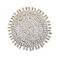 Woven Round Raffia Placemat White With Shell 20 cm