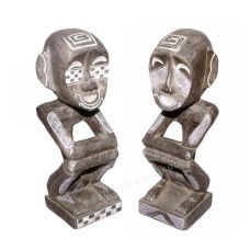 Squatting Couple Primitive Wooden Statue 30 cm