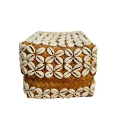 Woven Square Bamboo Box With Shell 16 cm